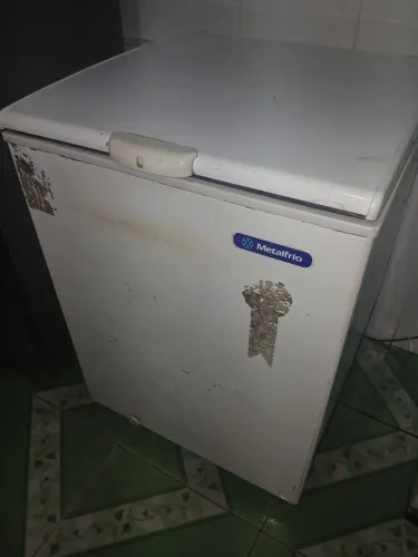 Vende se frizer