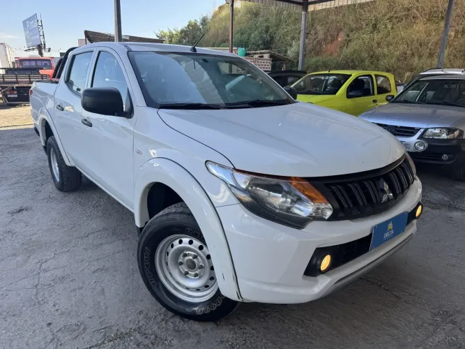 Mitsubishi L200 Triton Sport Outdoor 2.4 4X4 Dies 2023