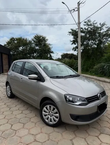 Volkswagen Fox 1.6 MI Total Flex 8V 5P 2013