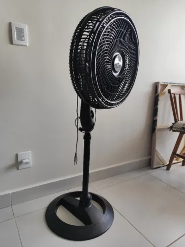 Ventilador coluna Britânia