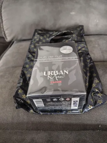 Perfume Árabe Club de Nuit Urban Man Elixir Novo