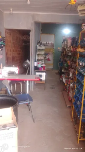 Vende - uma ferragista 