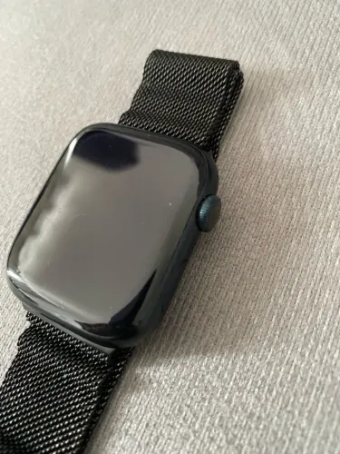 Apple Watch S8 para retirada de peças 