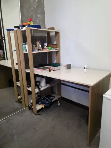 Mesa Escrivaninha Novinha