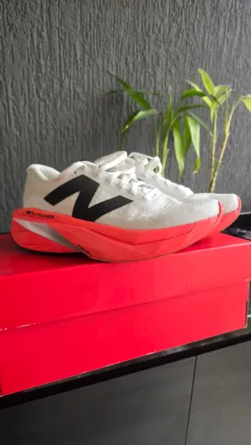 New Balance Trainer 40 Unissex