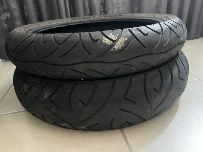 Par de Pneus 110/70-17 + 140/70-17 Pirelli Sport Demon