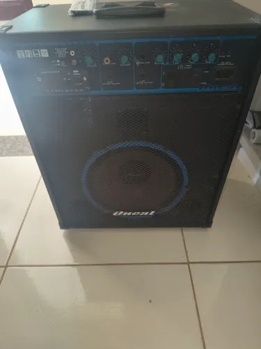 Caixa de som Amplificada