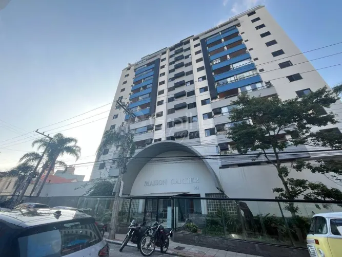 Apartamento com 2 quartos no Centro