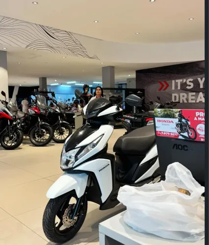 ELITE 2025 POUCOS KM