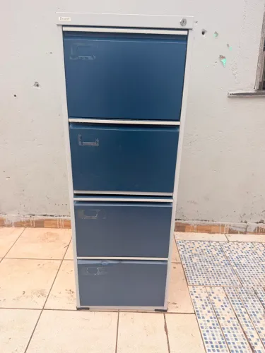 Vendo armário de documentos 