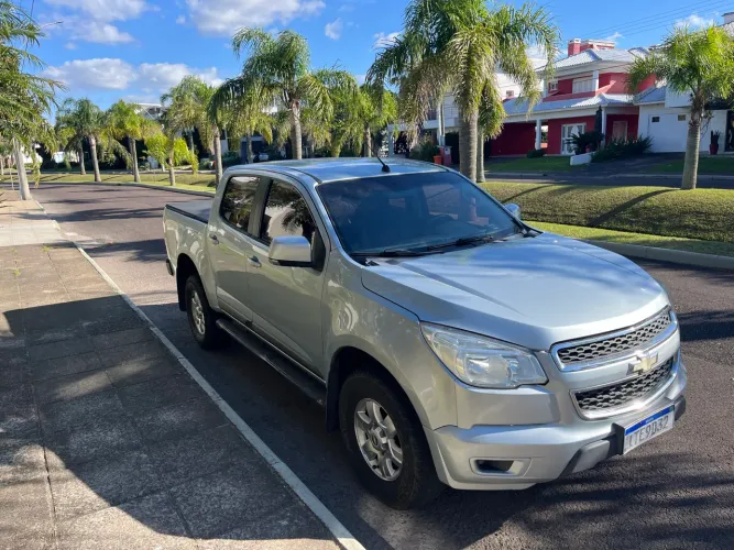 Chevrolet S10 Pick-up LT 2.8 TDI 4X4 CD Diesel AUT 2013