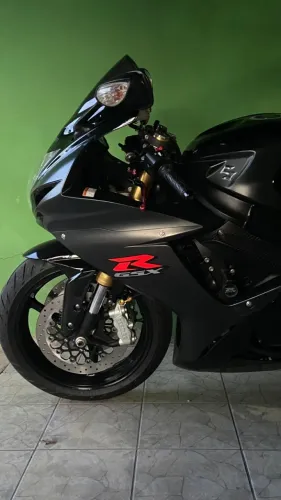 SUZUKI GSX R 750