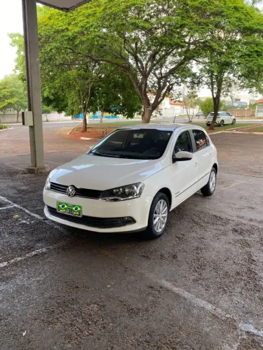 Volkswagen Gol Geração VI Highline 1.6 8V Total Flex Mec. 4P 2014