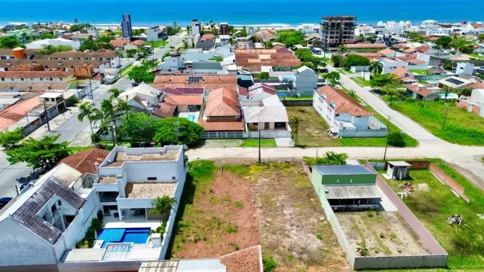 Terreno Próximo ao Mar - 390m² - Balneário Eliana - 2 Quadras da Praia - Guaratuba PR