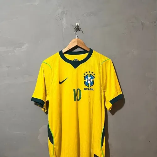Camisas tailandesas 