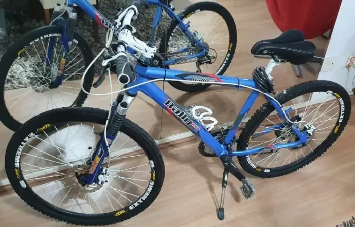 Mountain Bike Aro 26 - MTB - Suspensão Diant+Freio Disco - Ótima p/ Trilha&Cidade-BAIXOU!