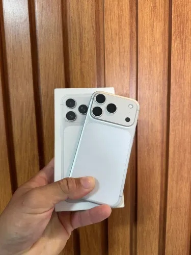 17 pro 256GB garantia até dezembro 2026