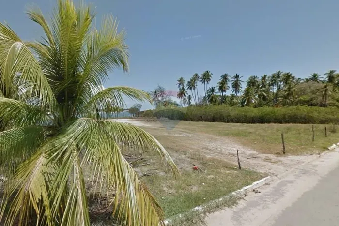 Lote em Condomínio Fechado: Próximo a praia do Saco
