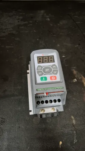 Inversor de frequencia 1,5 cv 220v