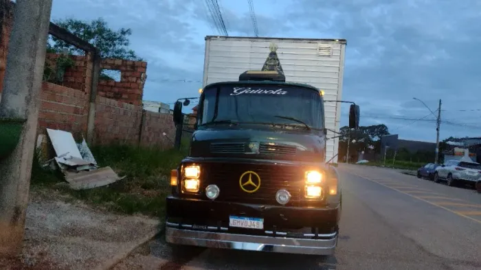 MB 1113 Truck bau direção hidráulica turbinado