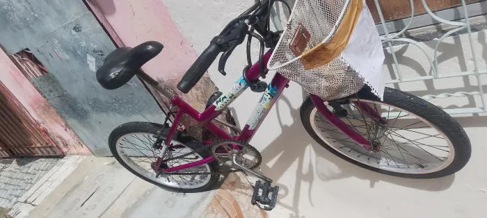 Vendo aro 20 toda conservada 