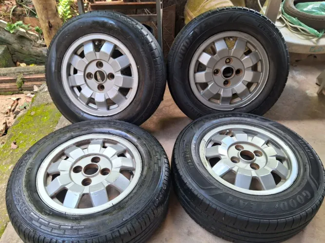 Pneus roda 13