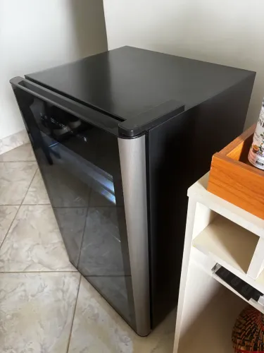 Adega Electrolux WDF29 (29 garrafas) - Imperdível!