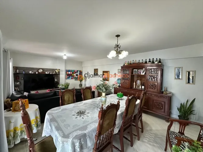 Apartamento para Venda em Balneário Camboriú, Centro, 3 dormitórios, 1 suíte, 3 banheiros,