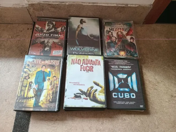 Coleção de filmes/desenhos e series.