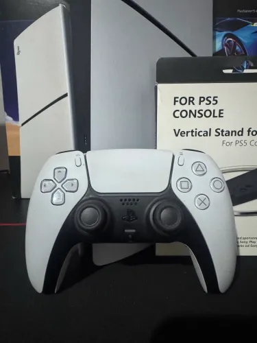 PS5 SLIM 825GB DIGITAL