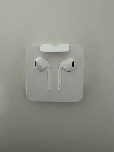 Fone de ouvido Apple EarPods Lightning 