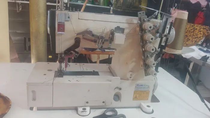 Vendo ou troco Galoneira industrial 