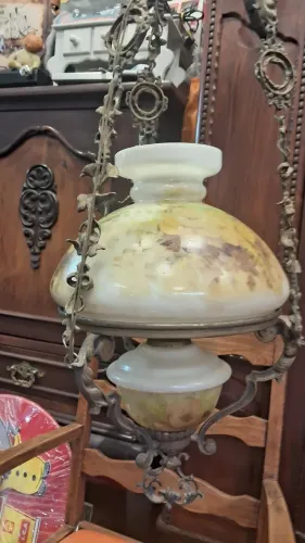 Lustre em bronze antiga e Belíssima 