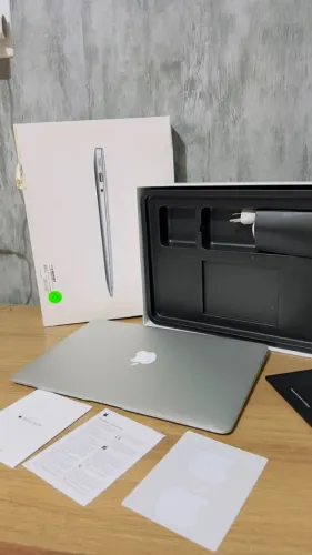 MACBOOK AIR 2017 MUITO NOVO 8GB RAM  128GB 
