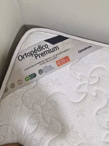 Cama queen