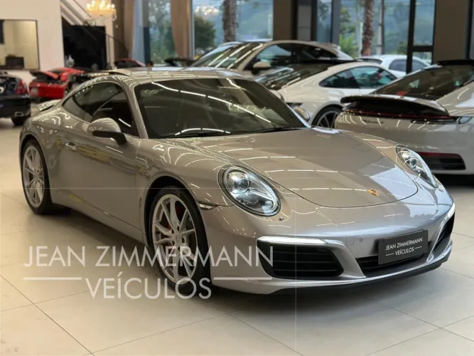 Porsche 911 Carrera 3.0 24V H6 PDK 2018