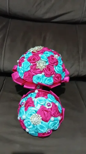 Buquê de Noiva + Mini Buquê para Daminha em Flores de Cetim