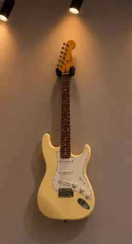 Guitarra Memphis stratocaster