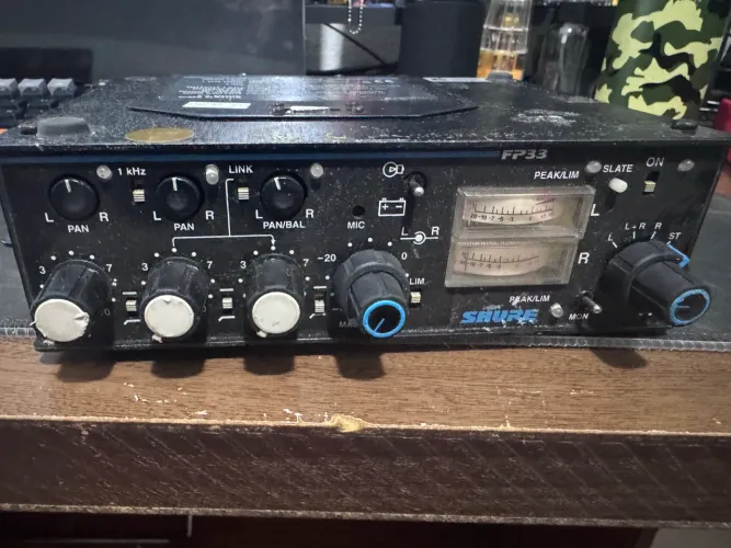 Shure FP33