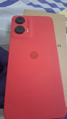 Moto G 35 seminovo com caixa 236 gigas filma em 4 k