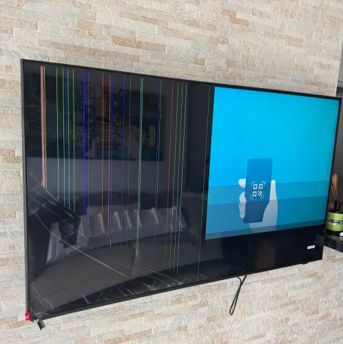 Vendo tv samsung QLED 50? Avariada por queda na instalação 