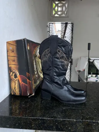Bota Texana N°38 - Cor: Preta 