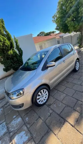 Volkswagen Fox 1.0 MI Total Flex 8V 5P 2014