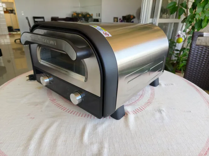 Forno elétrico para Pizza Napolitana e convencional atinge 450 graus