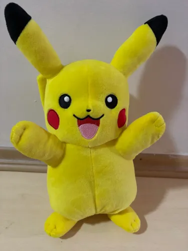 Pokemon Pelúcia Pikachu Com Luz E Som - Sunny