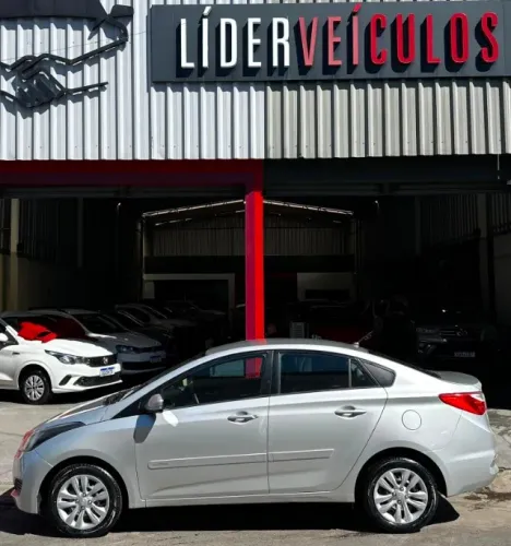 Hyundai HB20S C.style/c.plus1.6 Flex 16V Aut. 4P 2016