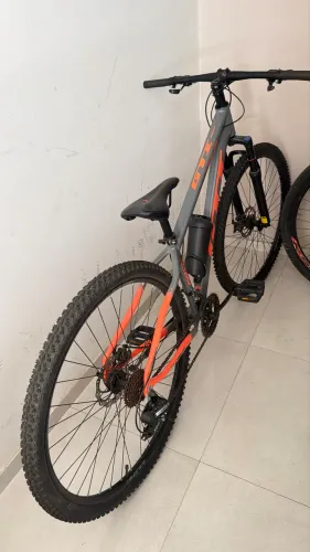Bike em estado de nova