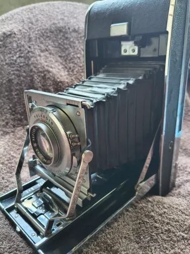 Câmera Fole Polaroid Pathfinder 110