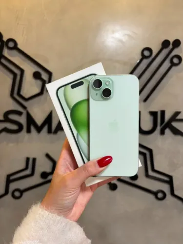 iPhone 15 Green 256GB (Completo) + Nota e 3 meses de garantia