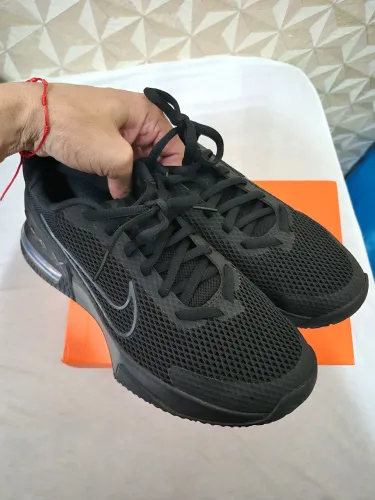 Tênis Nike Air Max Trainer 6
